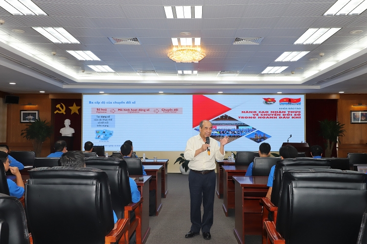 Đoàn Thanh niên Vietsovpetro tổ chức khóa đào tạo “Nâng cao nhận thức về chuyển đổi số trong ngành Dầu khí”