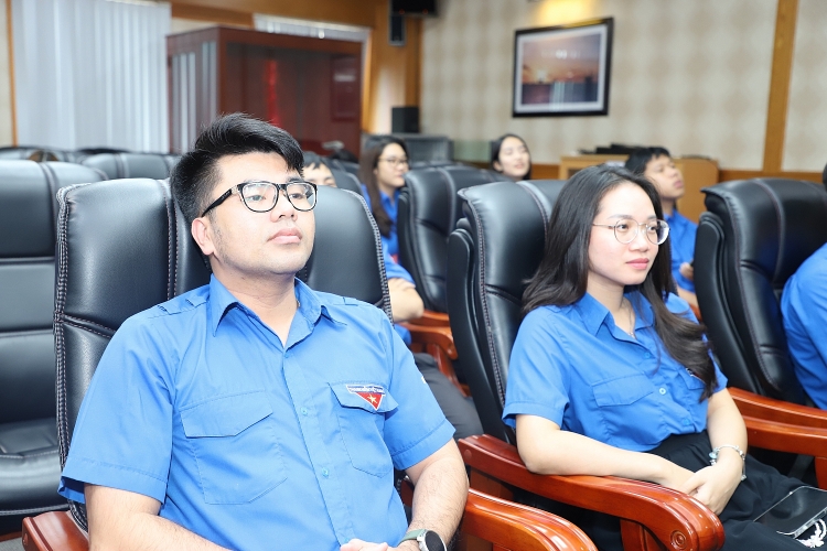 Đoàn Thanh niên Vietsovpetro tổ chức khóa đào tạo “ Nâng cao nhận thức về chuyển đổi số trong Ngành Dầu khí” Đoàn Thanh niên Vietsovpetro tổ chức khóa đào tạo “Nâng cao nhận thức về chuyển đổi số trong ngành Dầu khí”