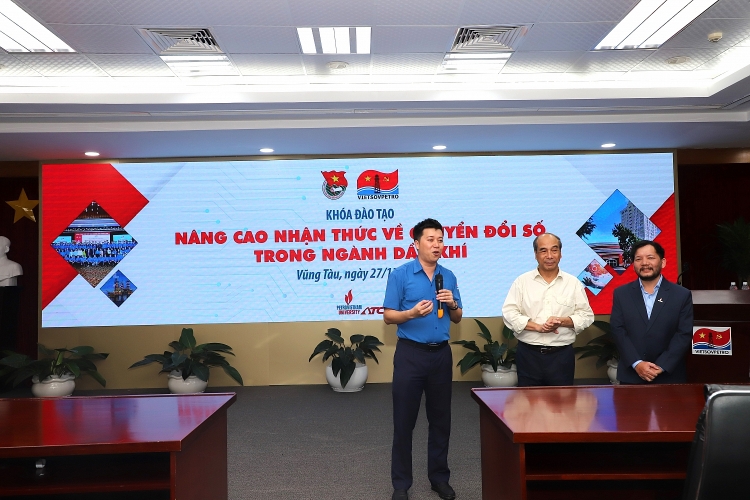 Đoàn Thanh niên Vietsovpetro tổ chức khóa đào tạo “ Nâng cao nhận thức về chuyển đổi số trong Ngành Dầu khí” Đoàn Thanh niên Vietsovpetro tổ chức khóa đào tạo “Nâng cao nhận thức về chuyển đổi số trong ngành Dầu khí”