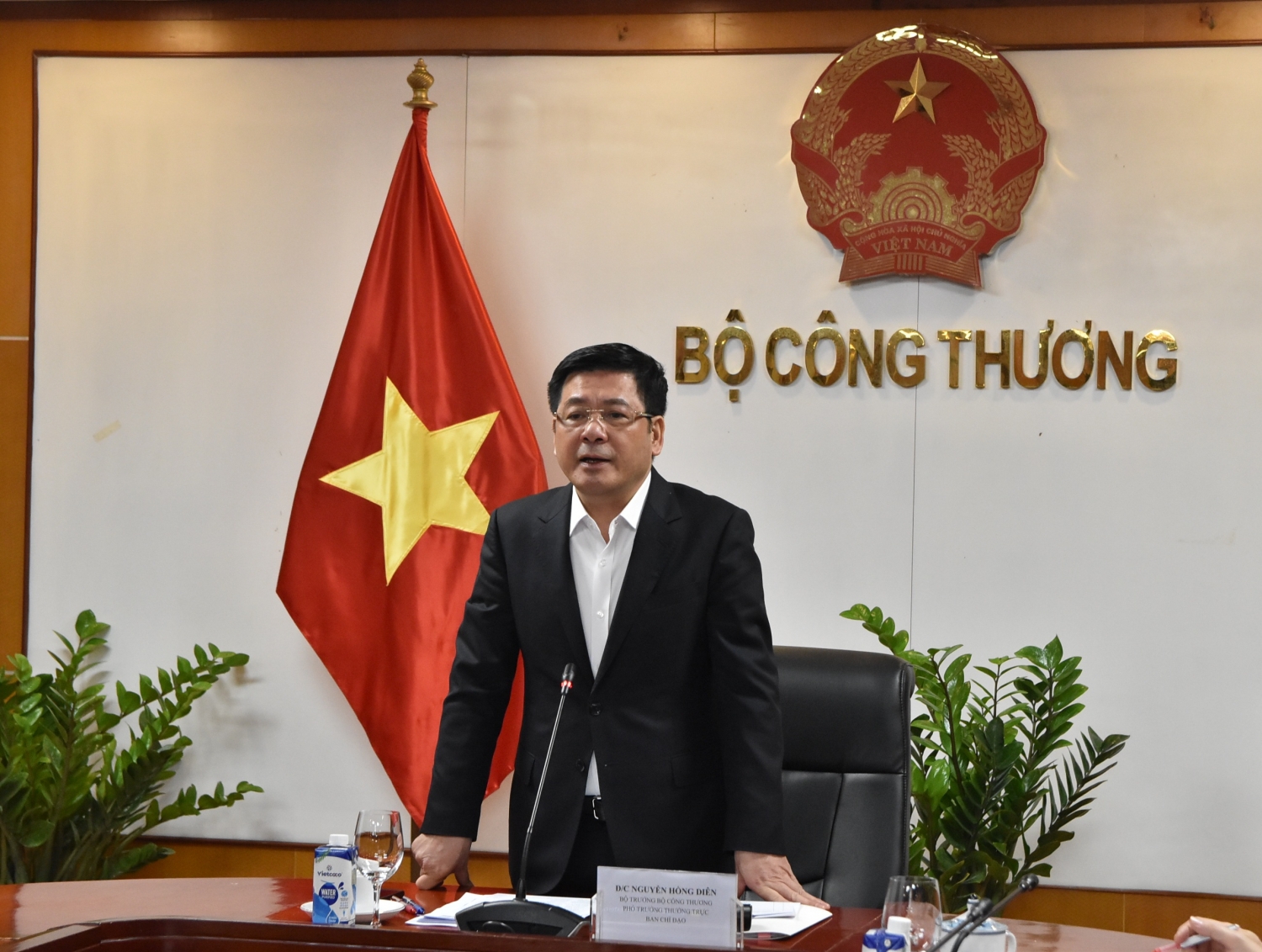 Khẩn trương tháo gỡ vướng mắc, thúc đẩy tiến độ các dự án trọng điểm Dầu khí