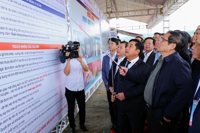 Thủ tướng yêu cầu thực hiện công việc phải thực chất, hiệu quả