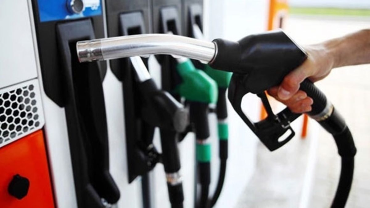 Philippines: Giá xăng, dầu diesel, dầu hỏa đồng loạt tăng từ ngày 3/1