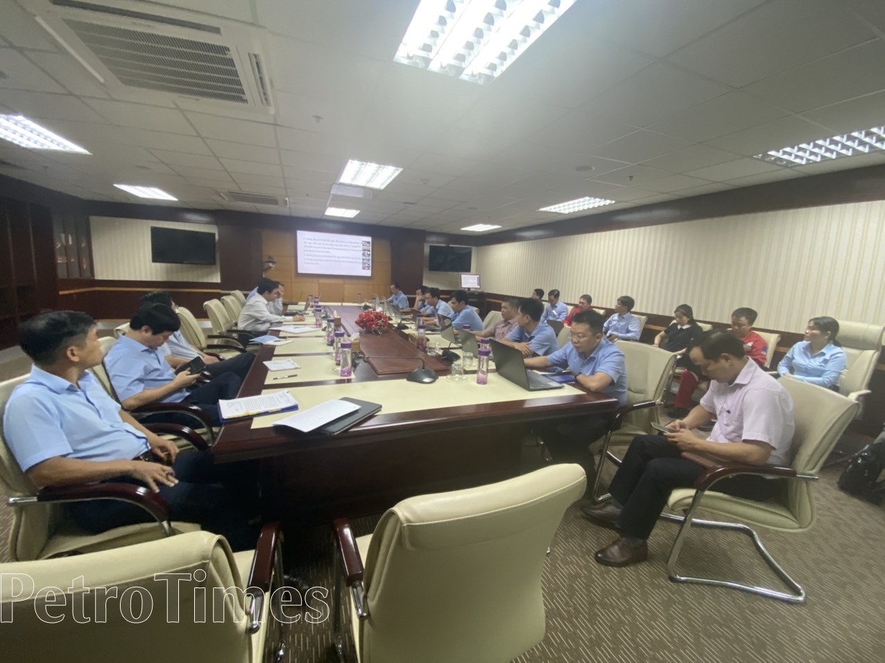 Tăng cường hiệu quả công tác kiểm tra giám sát của Đảng tại PV Power Tăng cường hiệu quả công tác kiểm tra giám sát của Đảng tại PV Power