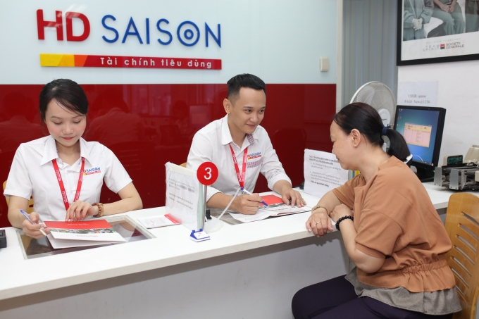 Tin ngân hàng ngày 5/1: HDBank dành 10.000 tỷ đồng cho công nhân vay với lãi suất cực thấp đón Tết
