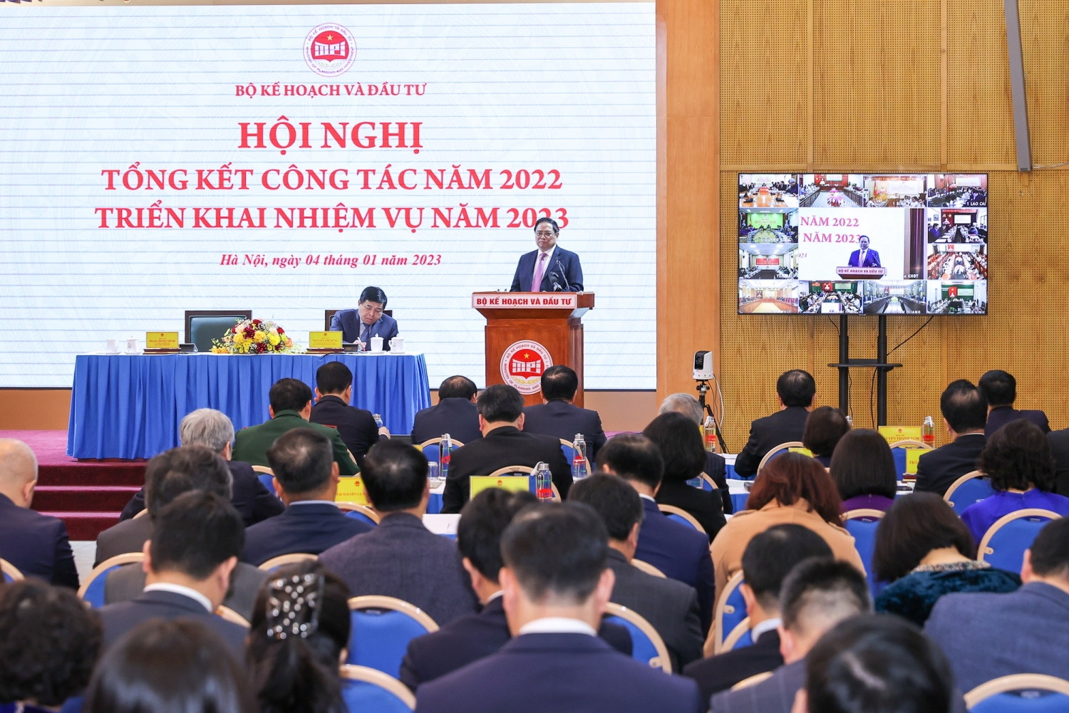 Thủ tướng: Xây dựng môi trường kinh doanh thông thoáng để huy động mọi nguồn lực cho đầu tư phát triển
