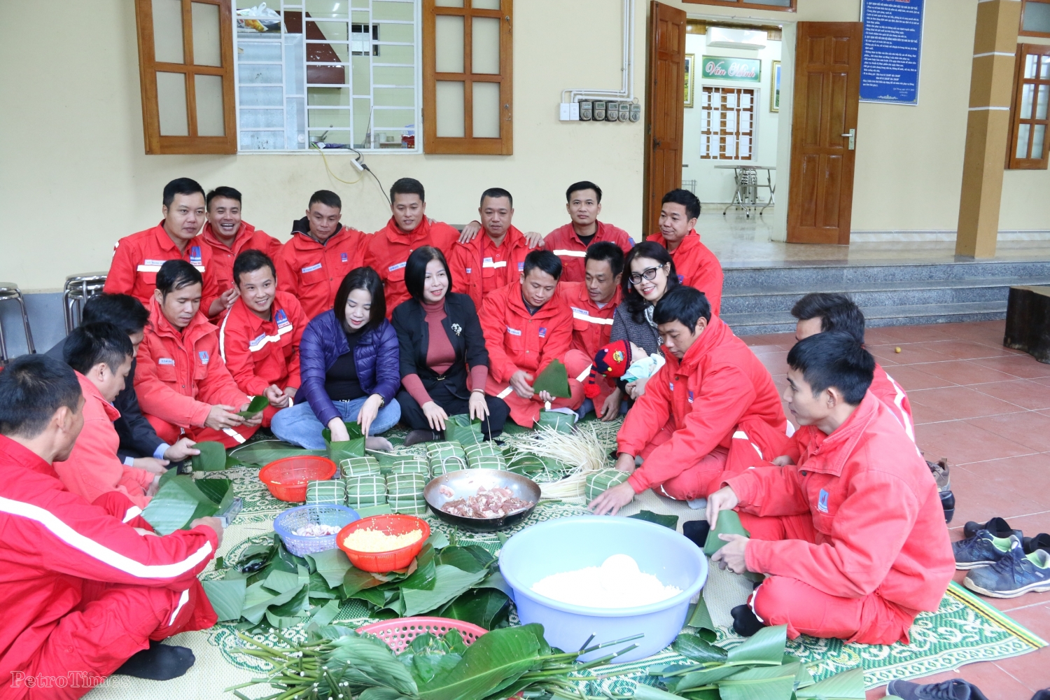 Triển khai các hoạt động đảm bảo SXKD an toàn, xuyên suốt, chăm lo Tết cho người lao động