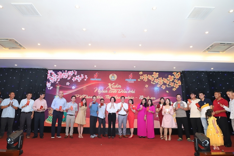 Công đoàn PVChem tổ chức “Xuân nghĩa tình – Tết hạnh phúc, bình an” cho người lao động khu vực phía Nam
