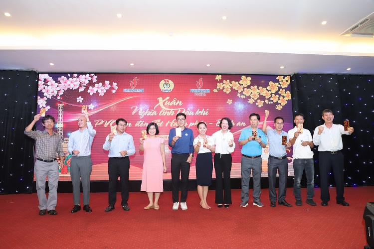 Công đoàn PVChem tổ chức “Xuân nghĩa tình – Tết hạnh phúc, bình an” cho người lao động khu vực phía Nam