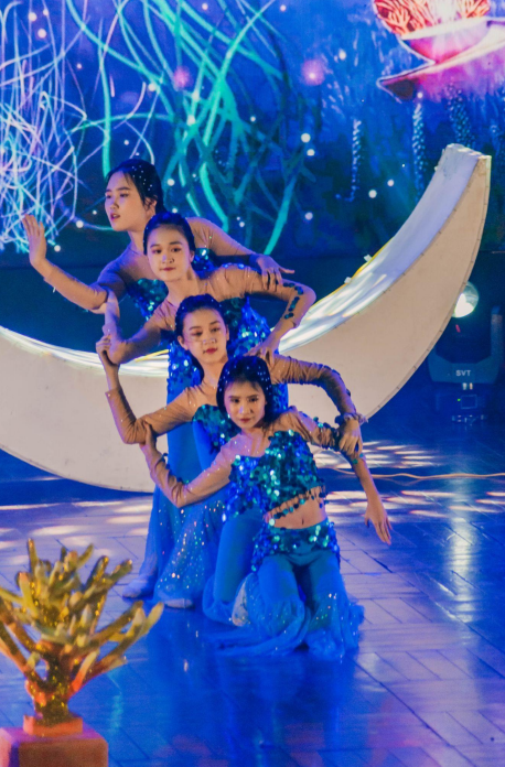 Mãn nhãn với những tiết mục nghệ thuật xuất sắc tại Ams’ Got Talent Mãn nhãn với những tiết mục nghệ thuật xuất sắc tại Ams’ Got Talent