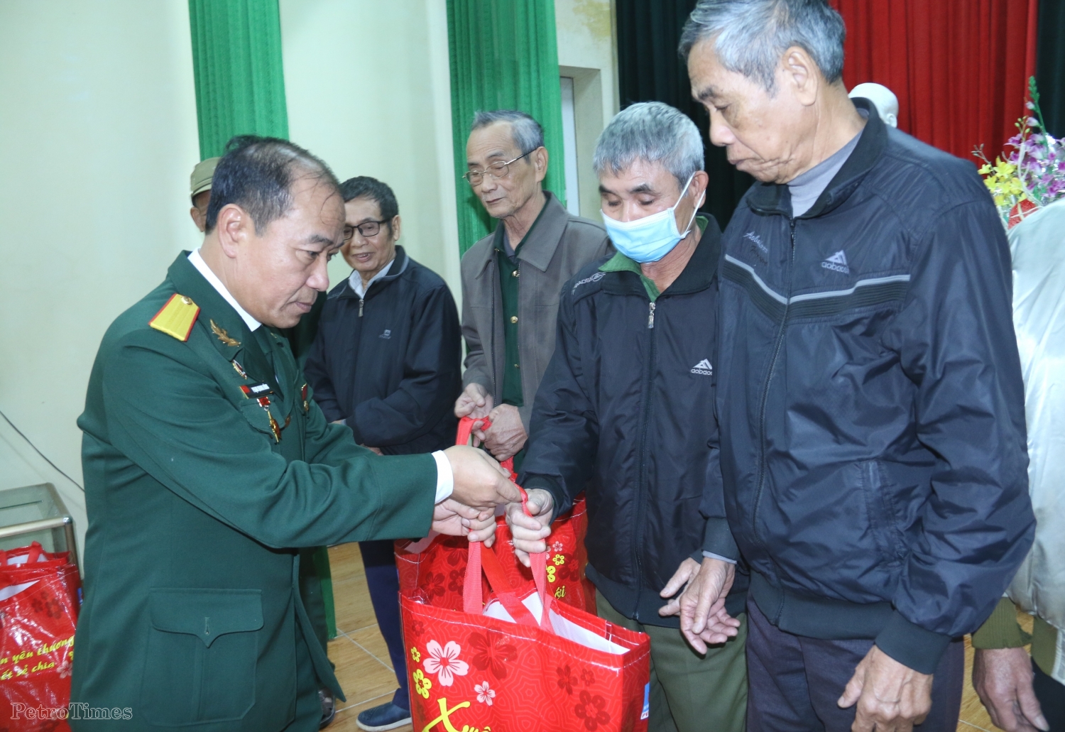 Hội Cựu chiến binh PVFCCo tổ chức chương trình “Xuân yêu thương - Tết sẻ chia” tại Nam Định, Thái Bình