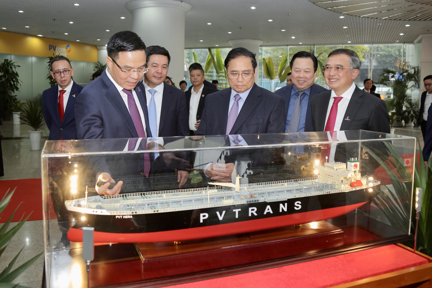 Thủ tướng Chính phủ Phạm Minh Chính dự và chỉ đạo Hội nghị tổng kết năm 2022, triển khai nhiệm vụ năm 2023 của Petrovietnam
