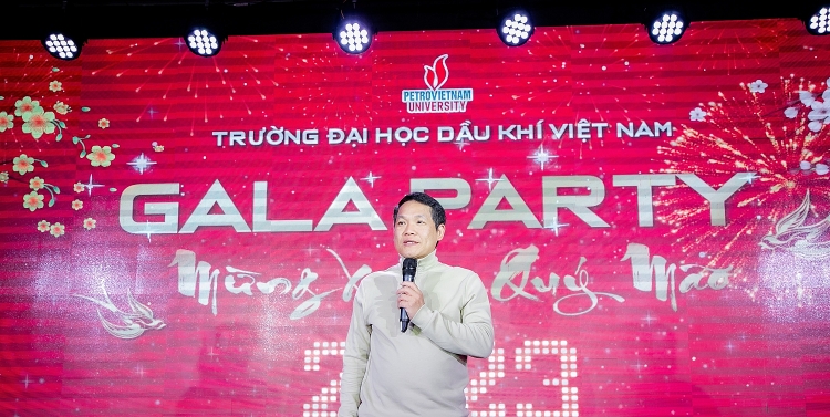 PVU: Sôi nổi và gắn kết cùng chương trình Team building Xuân Quý Mão 2023 “Cơ hội mới - Thách thức mới - Mục tiêu & Hành động PVU: Sôi nổi và gắn kết cùng chương trình Team building Xuân Quý Mão 2023 “Cơ hội mới - Thách thức mới - Mục tiêu và Hành động