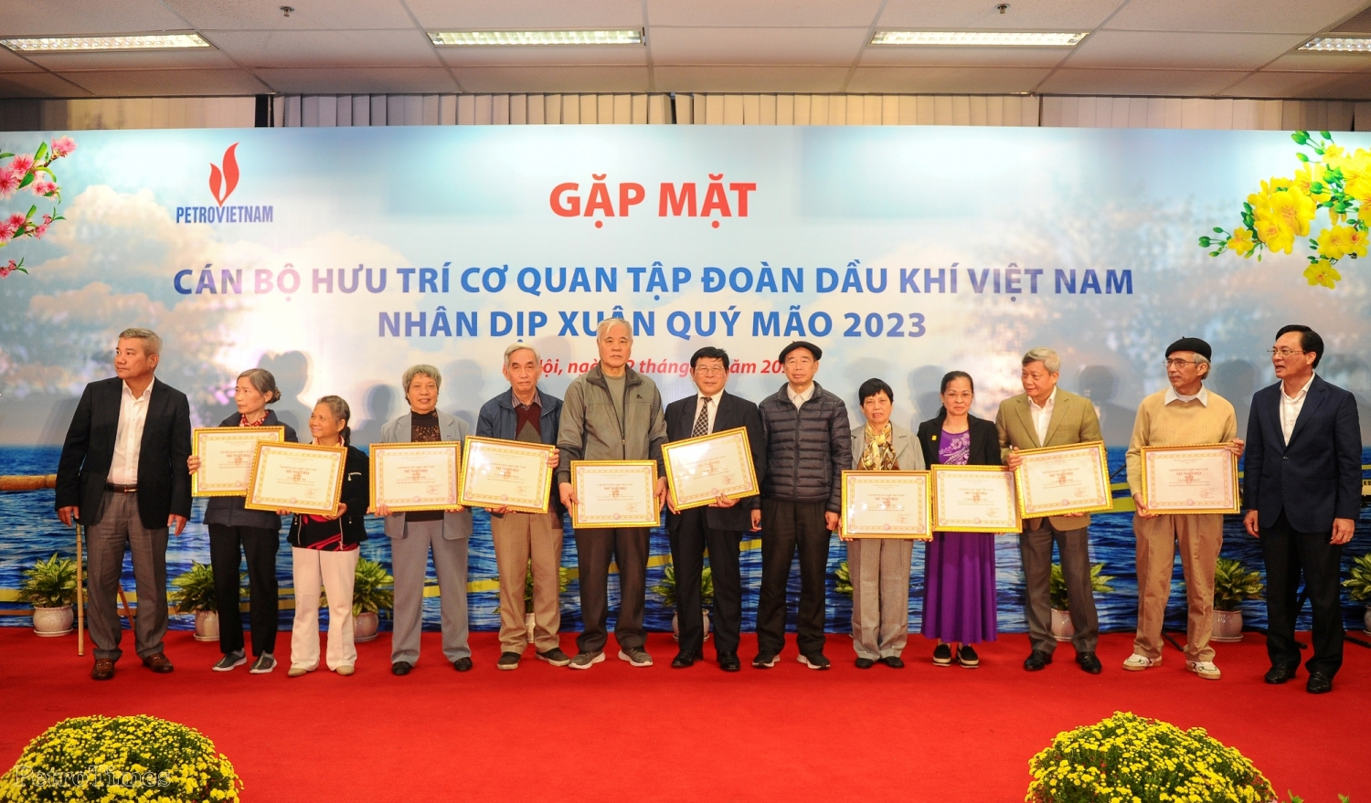 Lãnh đạo Petrovietnam gặp mặt, tri ân cán bộ hưu trí Cơ quan Tập đoàn Xuân Quý Mão 2023 Lãnh đạo Petrovietnam gặp mặt, tri ân cán bộ hưu trí Cơ quan Tập đoàn Xuân Quý Mão 2023