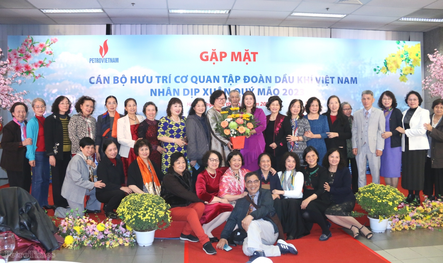 Lãnh đạo Petrovietnam gặp mặt, tri ân cán bộ hưu trí Cơ quan Tập đoàn Xuân Quý Mão 2023 Lãnh đạo Petrovietnam gặp mặt, tri ân cán bộ hưu trí Cơ quan Tập đoàn Xuân Quý Mão 2023