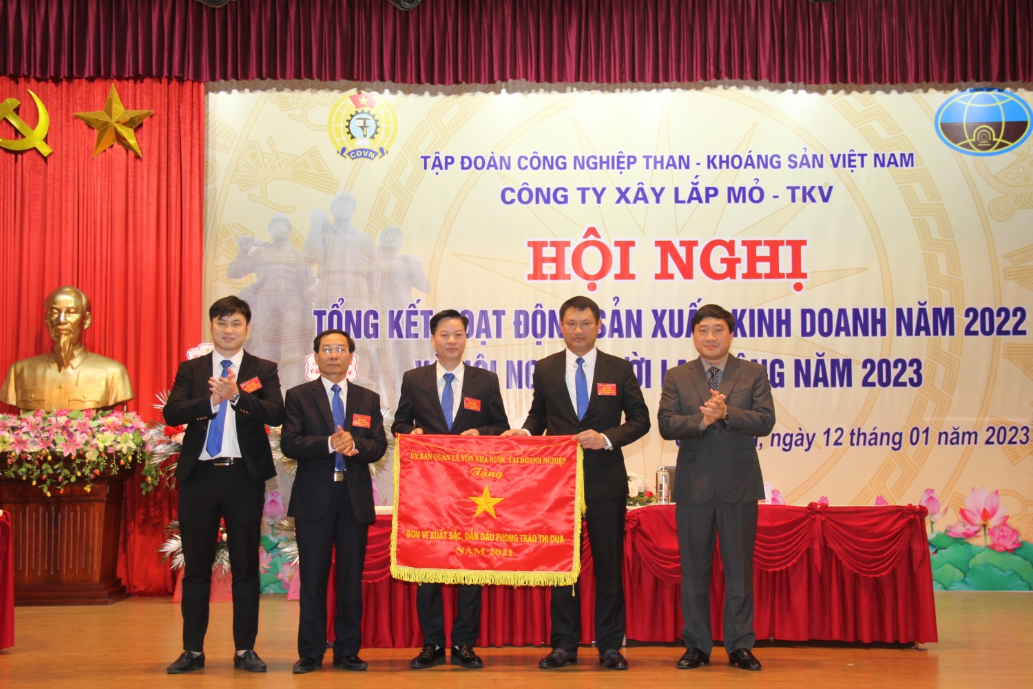 Công ty Xây lắp mỏ - Cánh chim đầu đàn trong lĩnh vực đào lò