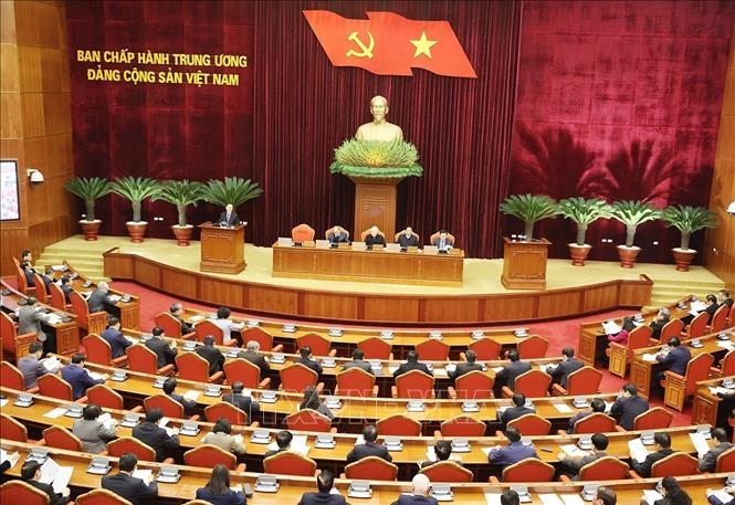 Ban Chấp hành Trung ương Đảng xem xét công tác cán bộ