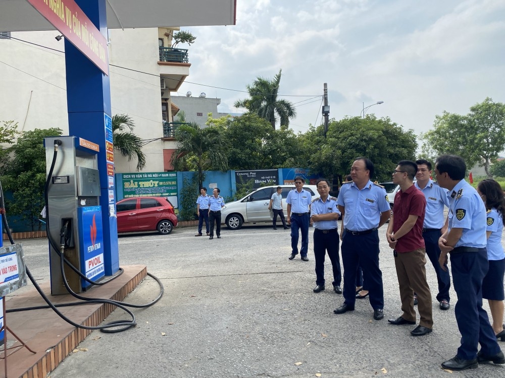 Tăng cường giám sát kinh doanh xăng dầu dịp Tết Nguyên đán 2023