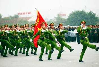 Đề xuất tăng hạn tuổi phục vụ của hạ sĩ quan, sĩ quan, công nhân công an