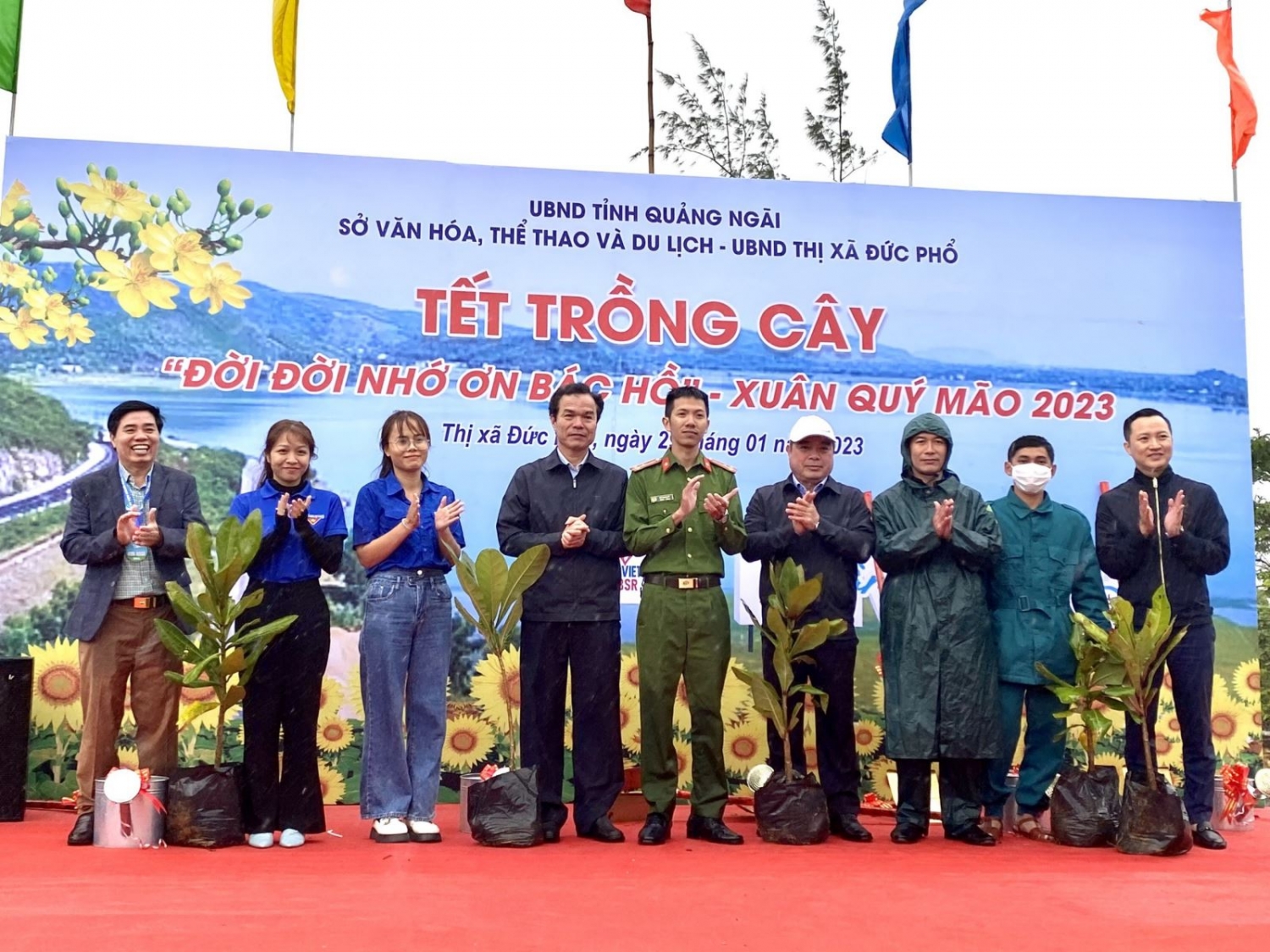 BSR tham gia và tài trợ Tết trồng cây tại thị xã Đức Phổ