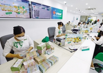 Tin ngân hàng ngày 6/2: Ngân hàng Nhà nước sẽ họp khẩn về tín dụng bất động sản