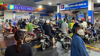 VCCI: Nguy cơ đứt gãy chuỗi cung ứng xăng dầu có thể tiếp tục xảy ra