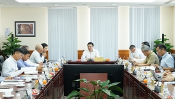 Tổng Giám đốc Petrovietnam Lê Mạnh Hùng làm việc với Vietsovpetro: Xây dựng dữ liệu lớn, phát huy giá trị chuỗi liên kết khối E&P