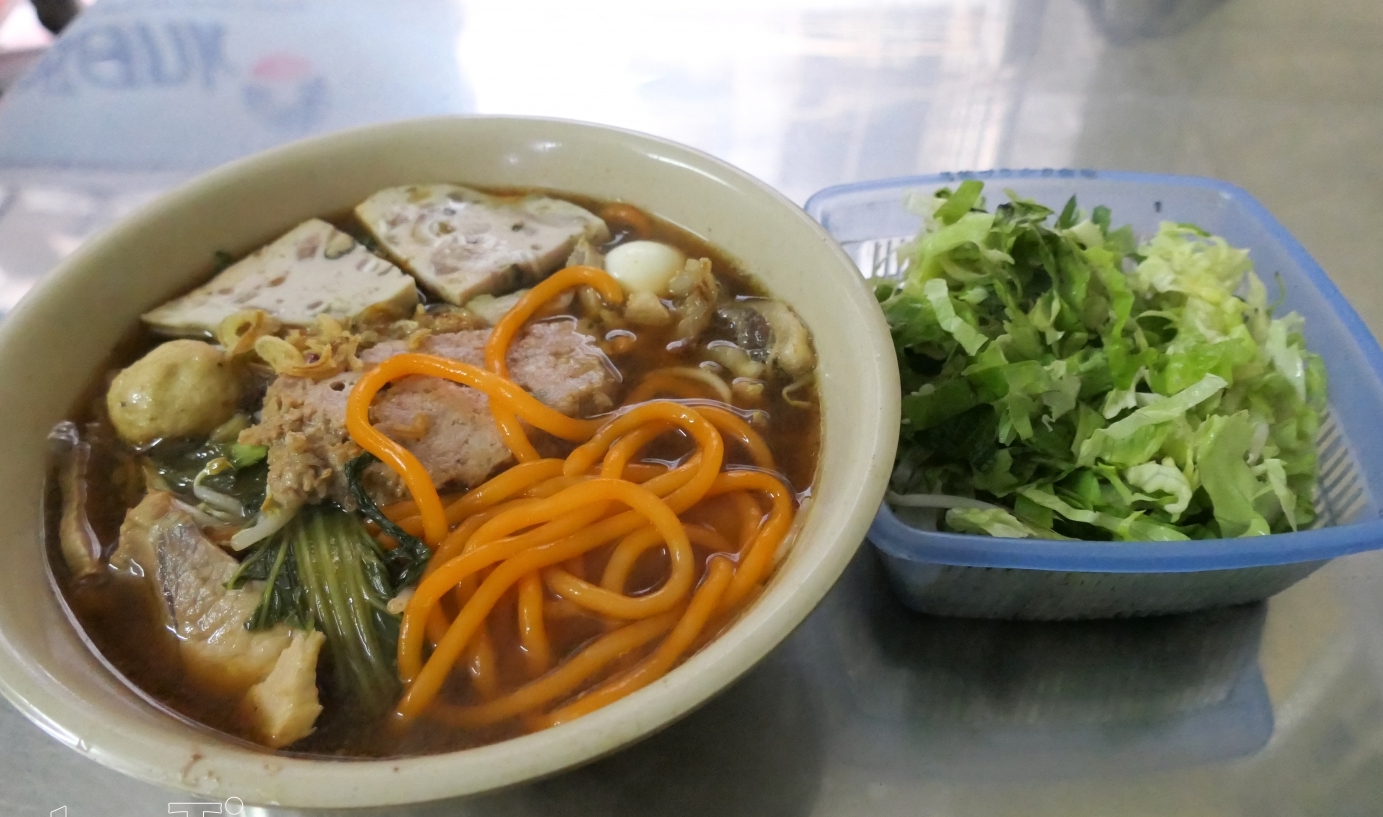 Quán bún đỏ hương vị Tây Nguyên “độc nhất” Hà Nội