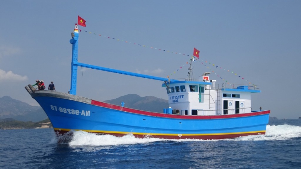 Đến tháng 5/2023, chấm dứt tàu cá khai thác hải sản bất hợp pháp ở vùng biển nước ngoài