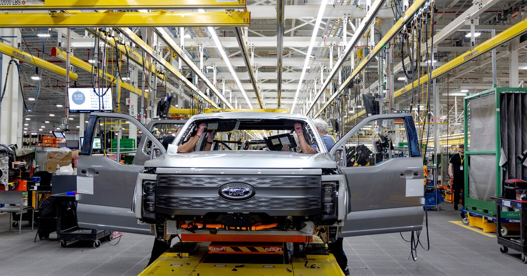 Ford hợp tác với Trung Quốc xây dựng nhà máy sản xuất pin điện tại Mỹ Ford hợp tác với Trung Quốc xây dựng nhà máy sản xuất pin điện tại Mỹ