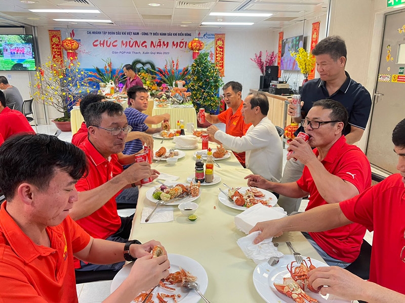 Những cái Tết đặc biệt của người Dầu khí Những cái Tết đặc biệt của người Dầu khí