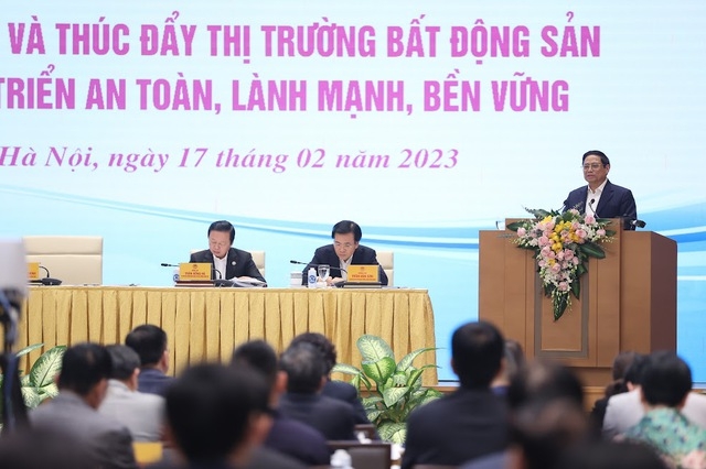 Thủ tướng: Sẽ ban hành Nghị quyết để tháo gỡ, thúc đẩy thị trường bất động sản phát triển lành mạnh, hiệu quả