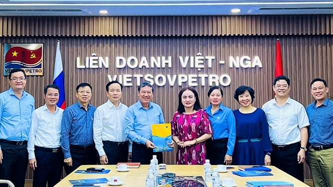 Công đoàn Dầu khí Việt Nam làm việc với Vietsovpetro về triển khai nhiệm vụ công tác Công đoàn năm 2023
