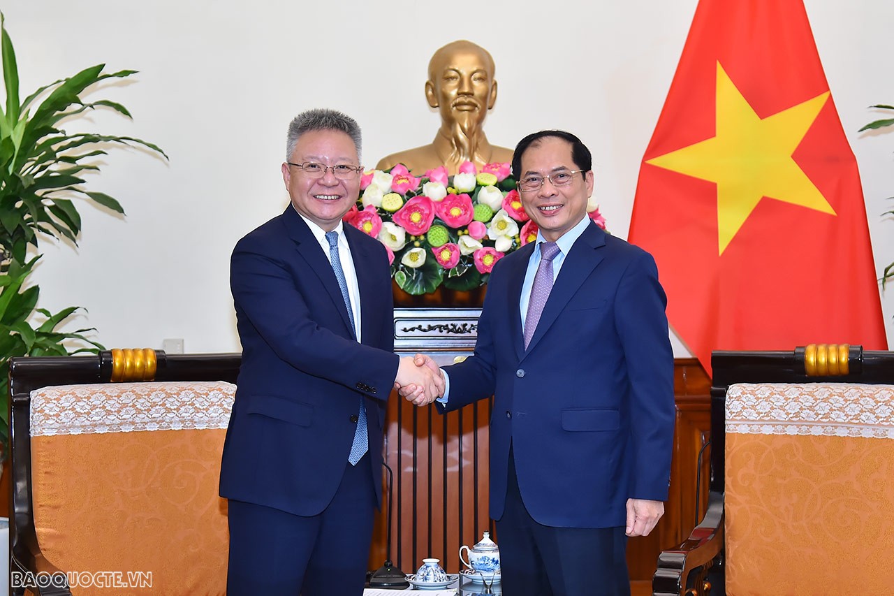 Bộ trưởng Ngoại giao Bùi Thanh Sơn tiếp Bí thư Tỉnh ủy Hải Nam, Trung Quốc Thẩm Hiểu Minh