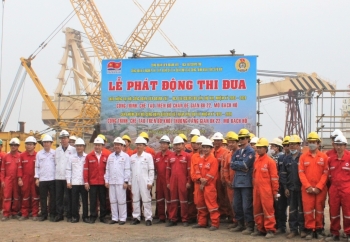 Công đoàn Xí nghiệp Xây lắp phát động 2 công trình thi đua chế tạo giàn BK-22