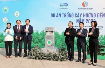 Vinamilk khởi động “Hành trình Net Zero 2050” với sự kiện trồng cây tại Hà Nội
