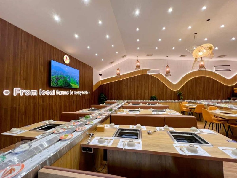 Joy in Mộc Châu - lẩu băng chuyền đặc sản địa phương