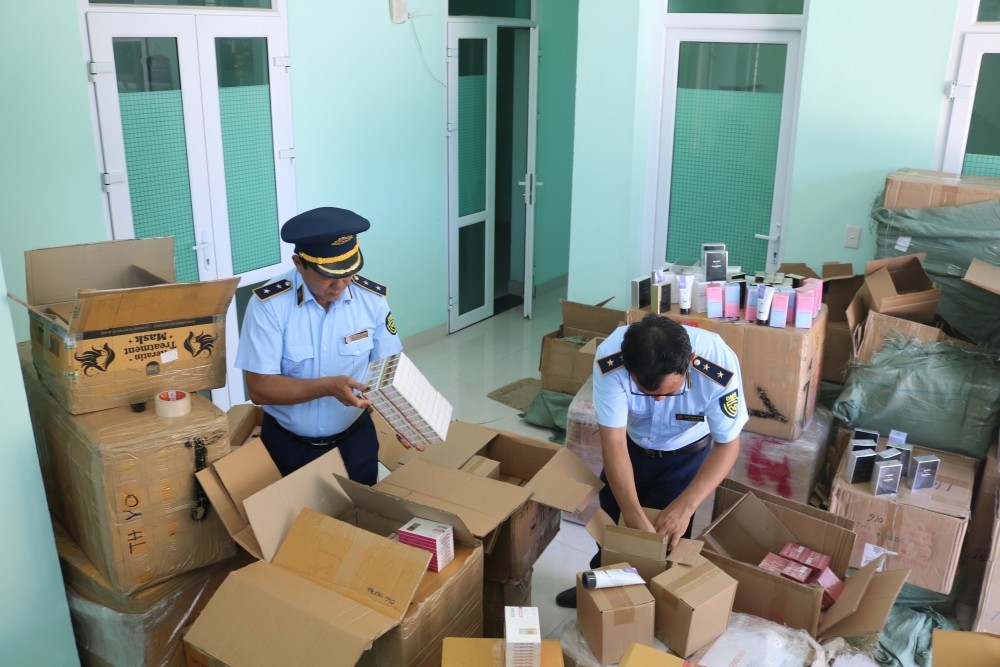 Quản lý thị trường phát hiện xử lý gần 1.500 vụ vi phạm, thu hơn 43 tỷ đồng