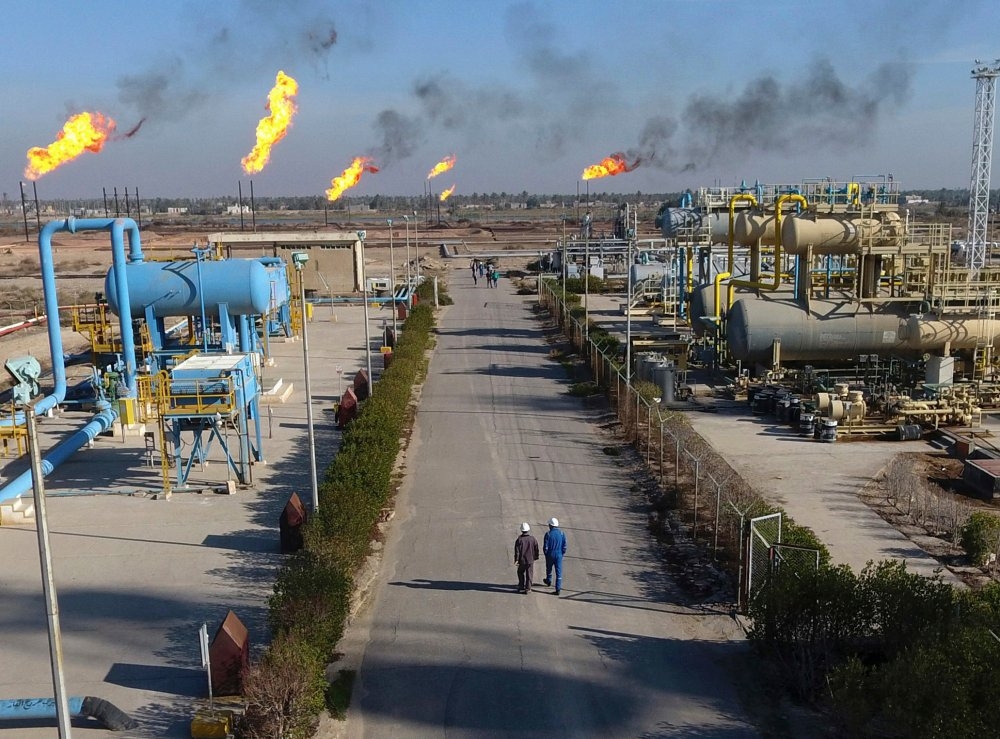 Giá dầu giảm mạnh khi UAE có ý định rời OPEC