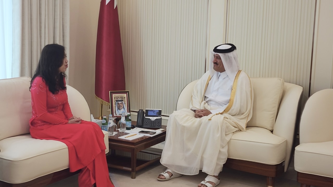 Thứ trưởng Bộ Ngoại giao Lê Thị Thu Hằng thăm và làm việc tại Qatar