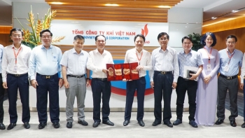 Hội Dầu khí Việt Nam làm việc với PV GAS: Định hướng tăng cường hợp tác