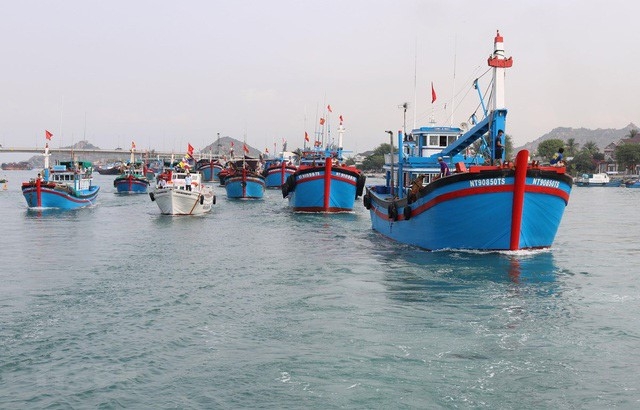 Chuyển đổi một số nghề khai thác hải sản ảnh hưởng đến nguồn lợi và môi trường sinh thái