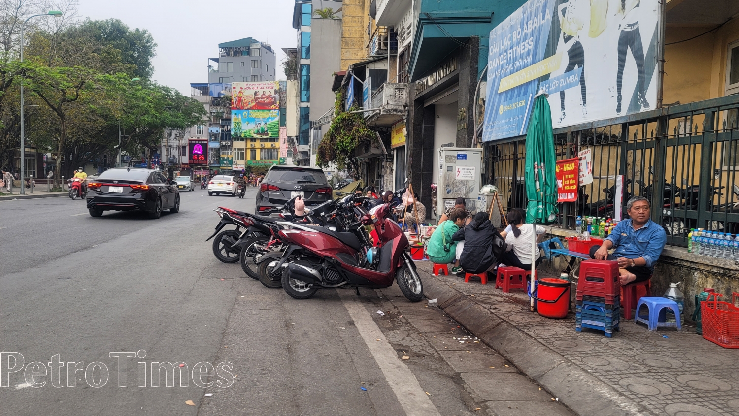 Hà Nội: Chiến dịch đòi lại vỉa hè có thực sự hiệu quả?