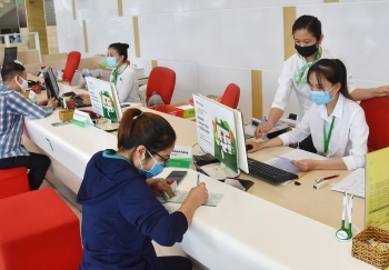 Tin ngân hàng ngày 13/3: Nhiều ngân hàng vẫn áp dụng mức lãi suất trên 9%
