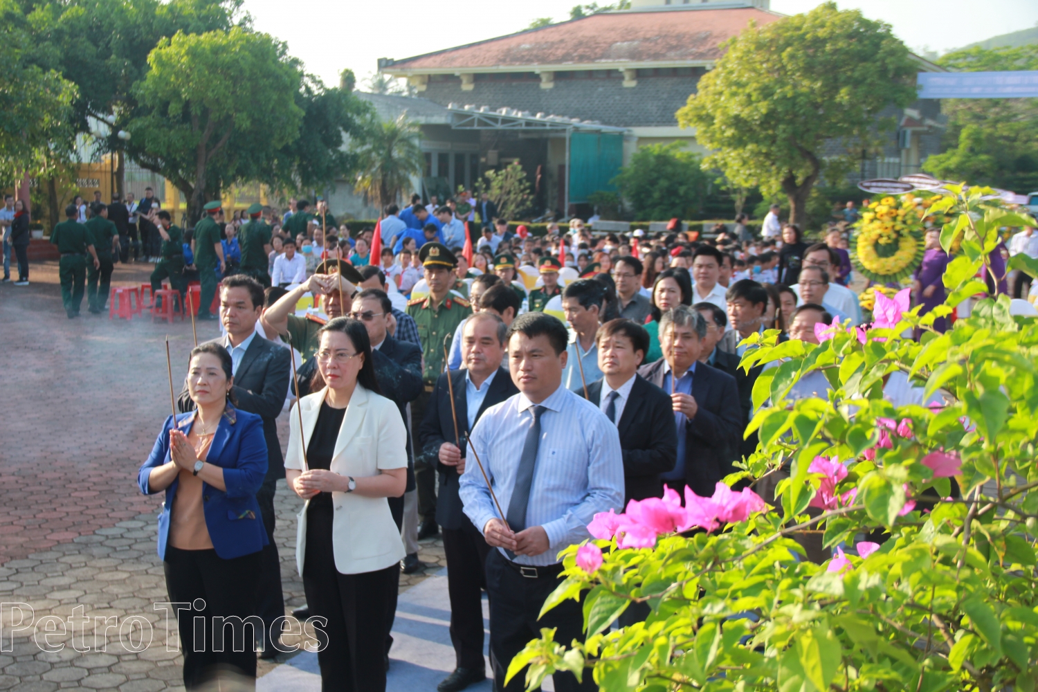 BSR dâng hương tưởng niệm 504 đồng bào Sơn Mỹ bị thảm sát