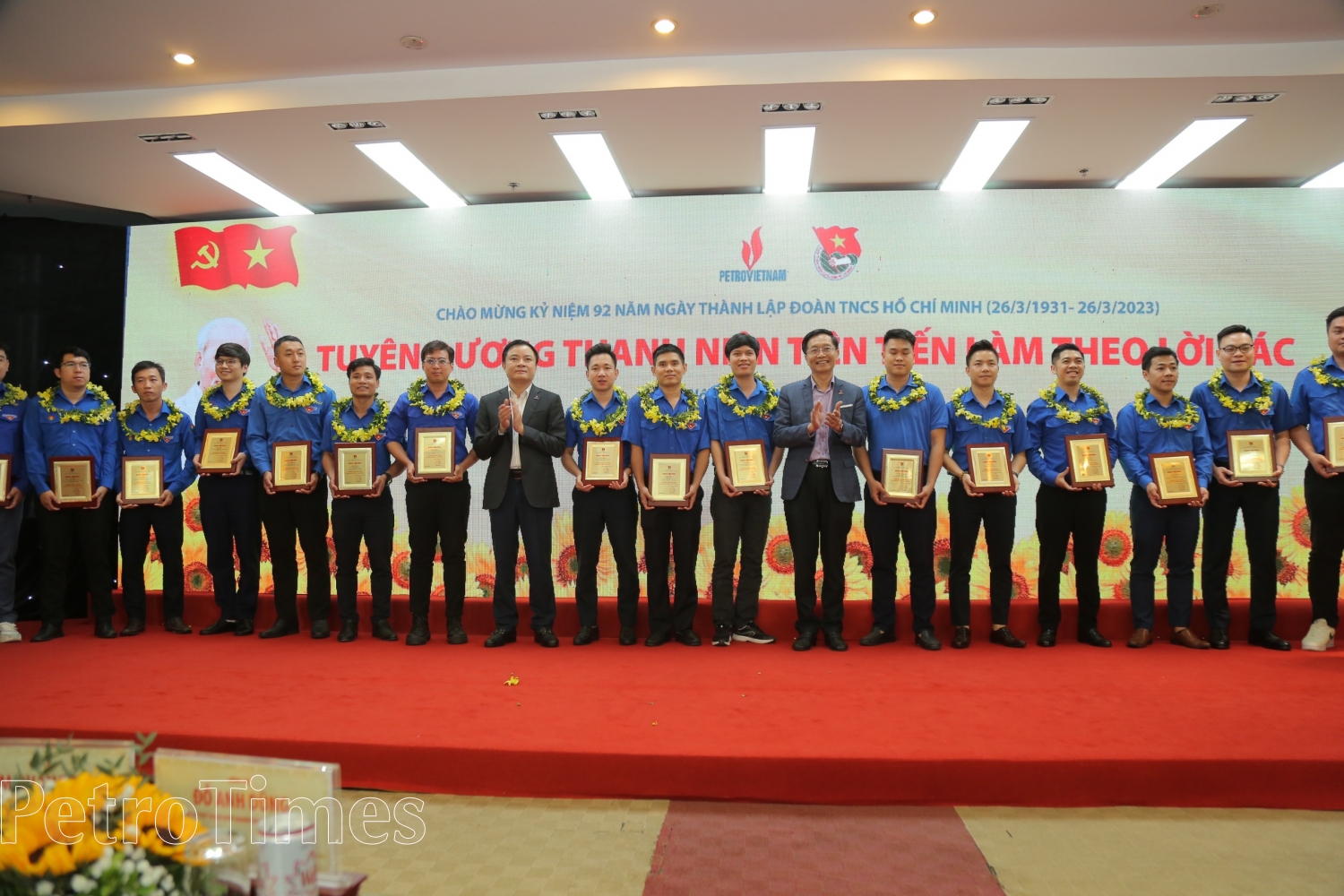 Tuyên dương Thanh niên Dầu khí tiên tiến làm theo lời Bác Tuyên dương Thanh niên Dầu khí tiên tiến làm theo lời Bác