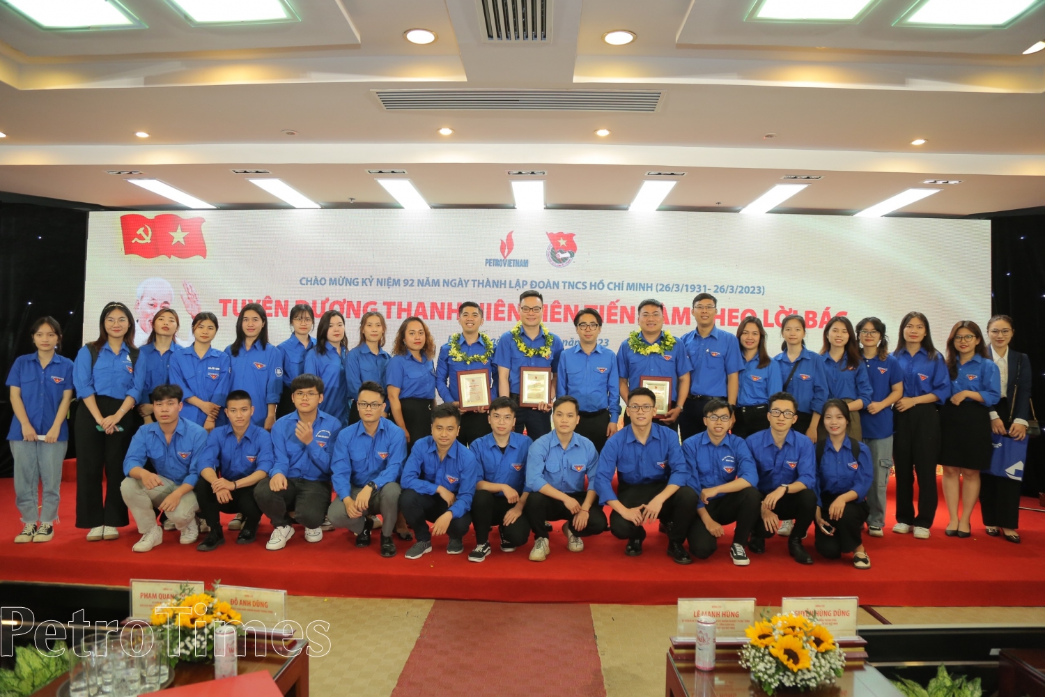 Tuyên dương Thanh niên Dầu khí tiên tiến làm theo lời Bác Tuyên dương Thanh niên Dầu khí tiên tiến làm theo lời Bác