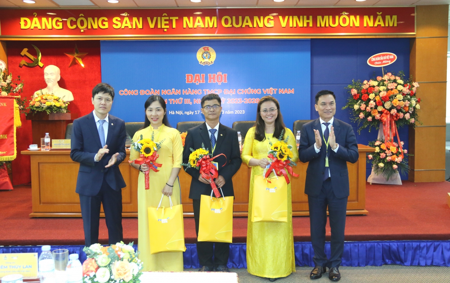 Công đoàn PVcomBank tổ chức thành công Đại hội đại biểu lần thứ III, nhiệm kỳ 2023-2028