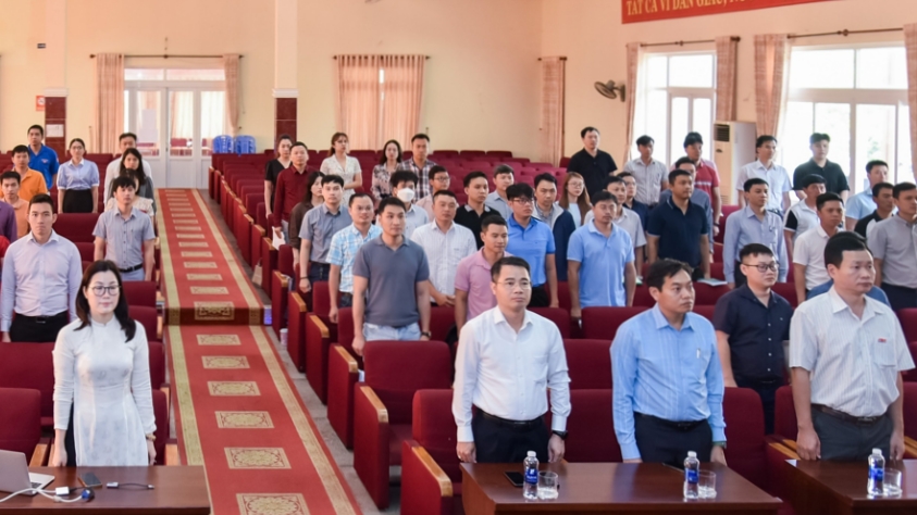 Đảng ủy Vietsovpetro tổ chức bồi dưỡng lý luận chính trị cho đảng viên mới