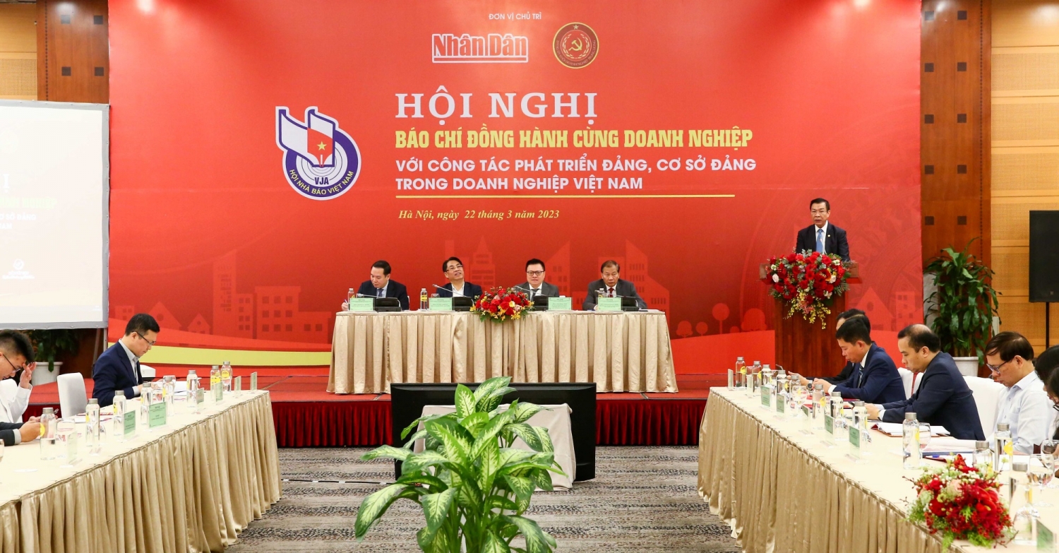 Báo chí đồng hành cùng doanh nghiệp với công tác phát triển Đảng, cơ sở Đảng trong doanh nghiệp Việt Nam