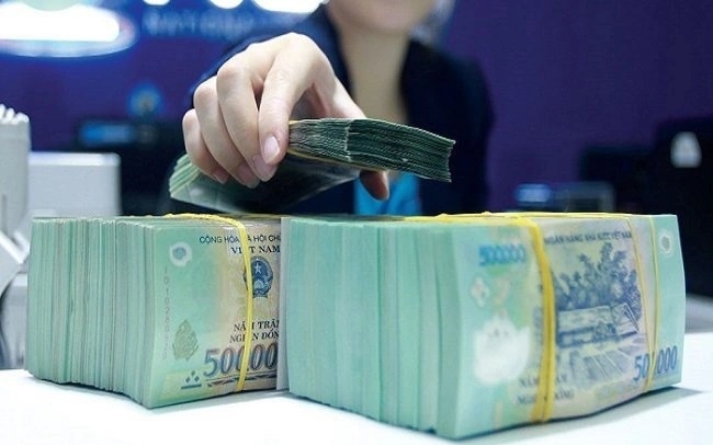 NHNN lý giải vì sao lãi suất huy động giảm nhanh, lãi cho vay giảm chậm